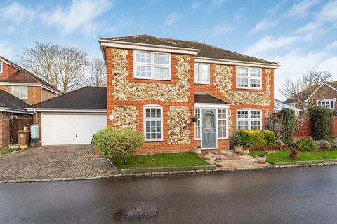 4 bedroom detached house for sale, Manor Park, Staines-upon-Thames, TW18