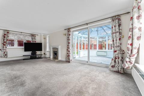 4 bedroom detached house for sale, Manor Park, Staines-upon-Thames, TW18