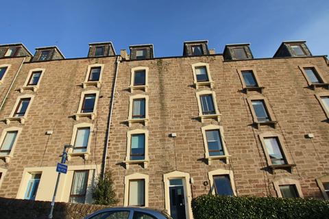 2 bedroom flat to rent, Shepherds Loan, West End, Dundee, DD2