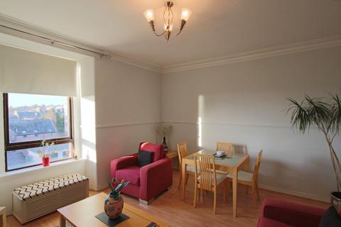 2 bedroom flat to rent, Shepherds Loan, West End, Dundee, DD2