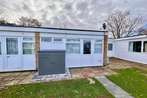 1 bedroom chalet for sale, Beach Road, Hemsby, Great Yarmouth