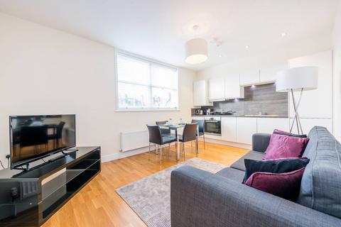 2 bedroom flat to rent, Hamlet Gardens, Ravenscourt Park, London, W6