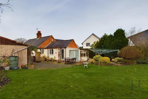 2 bedroom detached bungalow for sale, Paget Crescent, Ruddington, Nottingham