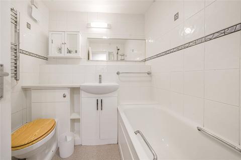 1 bedroom apartment for sale, Field Court, 3 Wellington Road, London, SW19