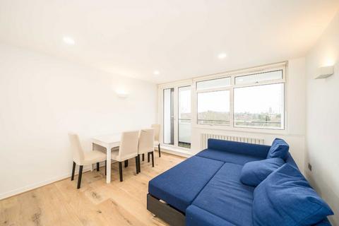 3 bedroom flat to rent, Heronsforde, London W13