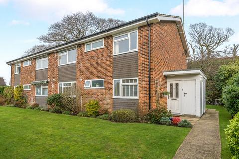 Flat 3, Woolmer View The Avenue, Grayshott, Hindhead, GU26 6JS
