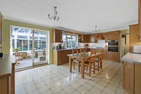 4 bedroom detached house for sale, The Downs, Chatham ME5