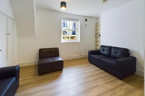 4 bedroom terraced house to rent, Southampton Street, Brighton