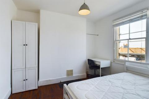 4 bedroom terraced house to rent, Southampton Street, Brighton