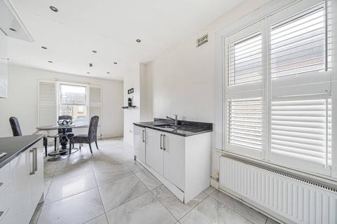 3 bedroom flat for sale, Ribblesdale Road, Furzedown, London, SW16