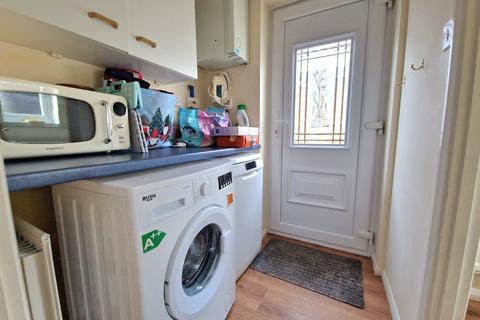 22 Exeter Close, Burnham-on-sea, TA8 1JF