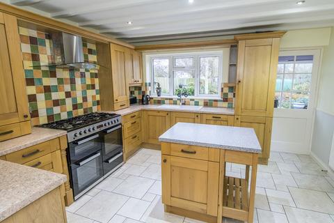 4 bedroom detached house for sale, Scotland Road, Market Harborough LE16