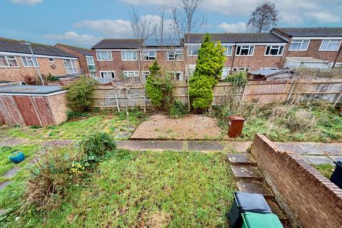 1 bedroom flat for sale, Harebell Close, Eastbourne, East Sussex, BN23