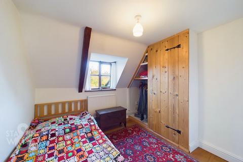 Rose Cottage Hempnall Road, Woodton, Bungay, NR35 2LS