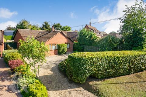 3 bedroom detached bungalow for sale, Norwich Road, Norwich NR14