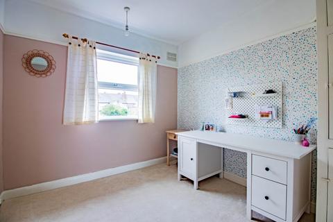 2 bedroom semi-detached house for sale, Birch Avenue, Beeston, NOTTINGHAM, NG9