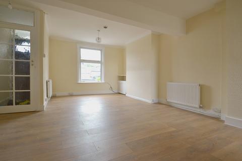 3 bedroom terraced house to rent, Aylesbury Road, Bromley, Greater London, BR2