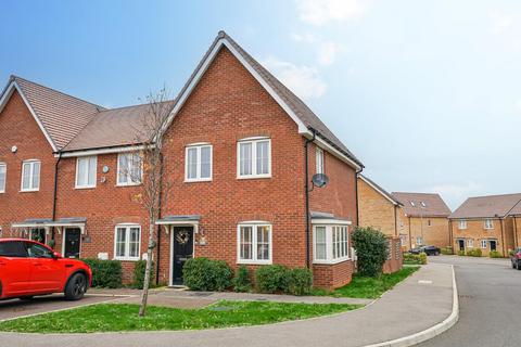 3 bedroom end of terrace house for sale, Hadrian Crescent, Leighton Buzzard