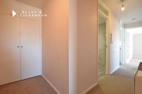 2 bedroom apartment for sale, Lyndhaven Court, Lyndhurst Road, Holland-on-Sea