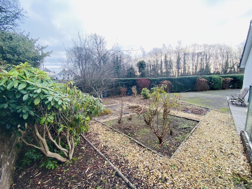 Hollycroft, 53 A Moffat Road, Dumfries, DG1 1 NN - B