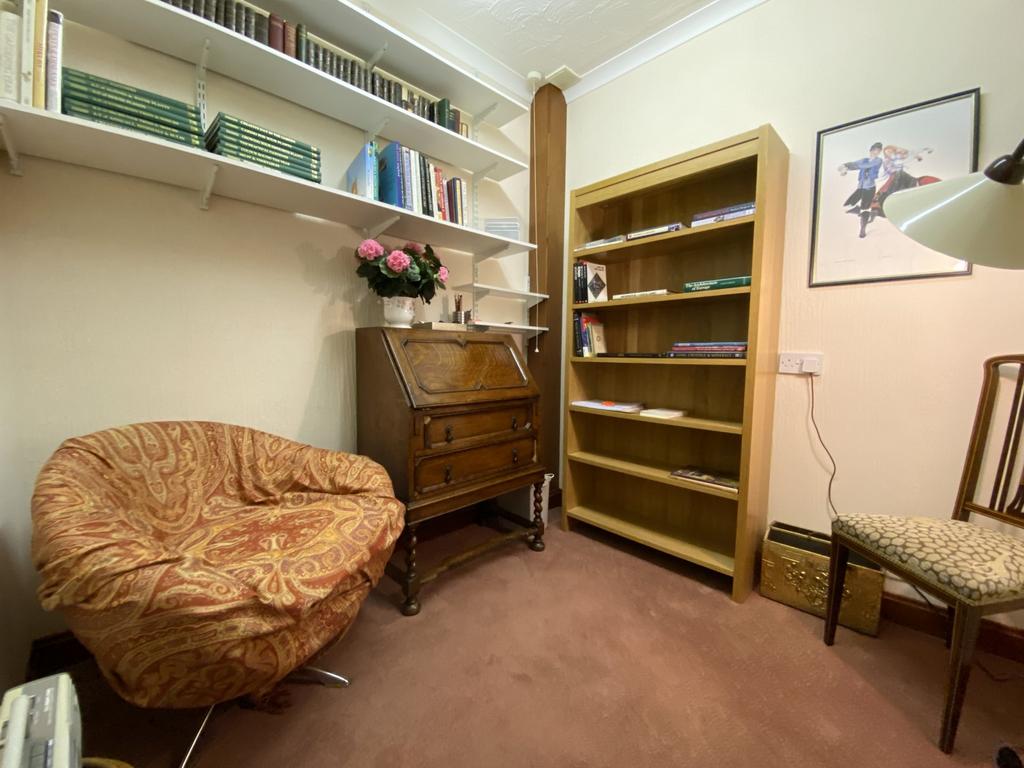 Hollycroft, 53 A Moffat Road, Dumfries, DG1 1 NN - B