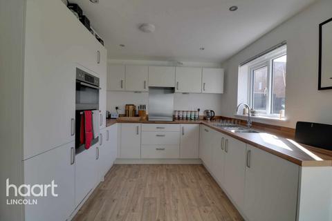 undefined, Fleetwood Road, LINCOLN