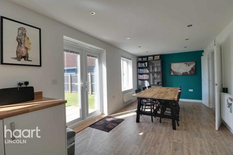 undefined, Fleetwood Road, LINCOLN