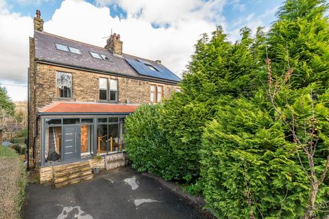 4 bedroom semi-detached house for sale, Ashfield Road, Moorhead, Shipley, BD18