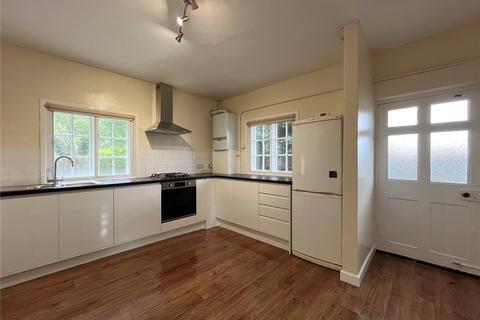 3 bedroom detached house to rent, West Hill Park, Hampshire PO14