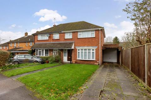 3 bedroom semi-detached house to rent, Castle Drive, Kemsing TN15 6RL