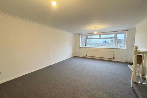 3 bedroom terraced house to rent, Mount Pleasant, Aylesford