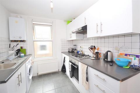 2 bedroom retirement property to rent, Fleeming Road, Walthamstow E17