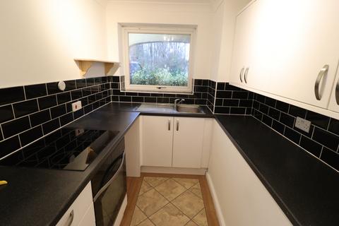 2 bedroom apartment to rent, Woodstock Crescent, Laindon, Basildon, Essex, SS15