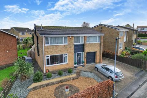 4 bedroom detached house for sale, 1 Starbeck Close, Whitby