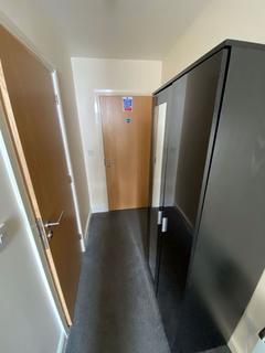 1 bedroom in a house share to rent, Henry Street, Liverpool L1