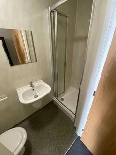 1 bedroom in a house share to rent, Henry Street, Liverpool L1