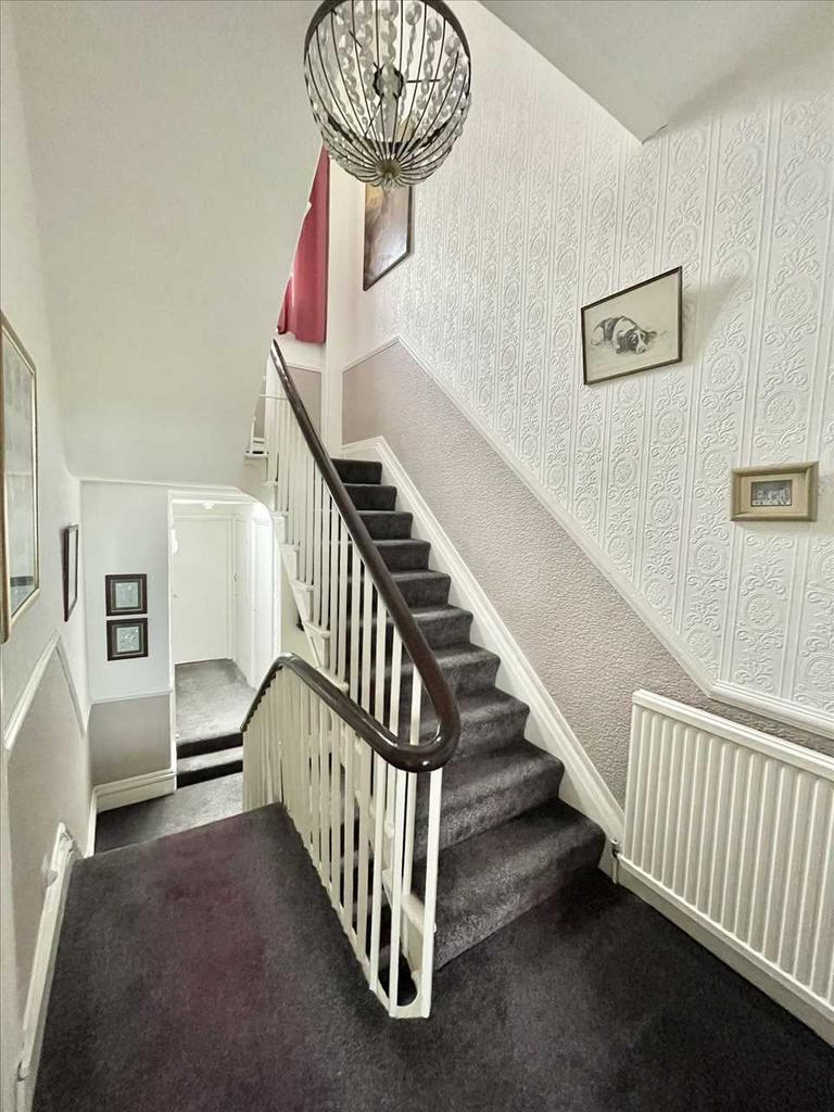 Stairs/landing to