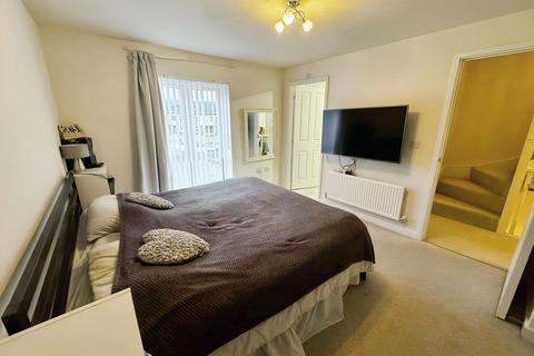 4 bedroom townhouse for sale, Swindon, SN3 3GA