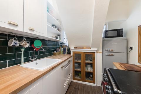 1 bedroom apartment for sale, Astral House, Regency Place, London, SW1P