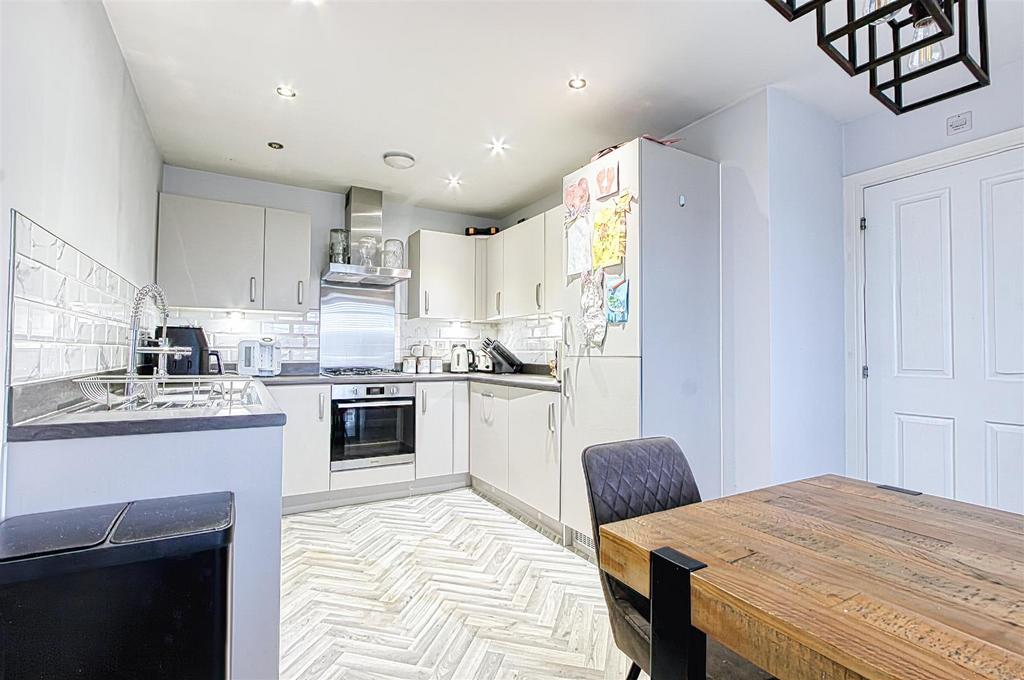 Kitchen diner