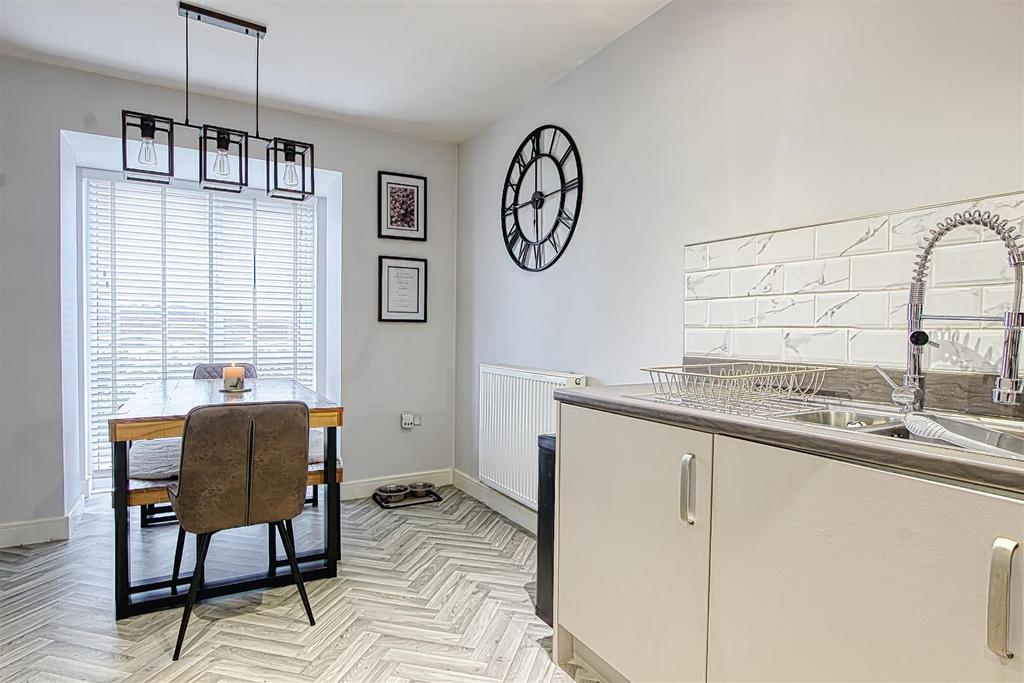Kitchen diner