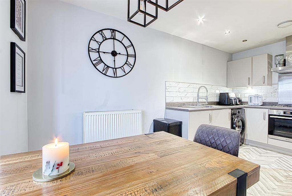 Kitchen diner