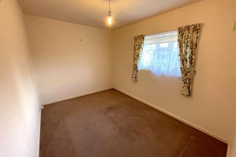 2 bedroom flat to rent, Roberts Avenue, Torpoint