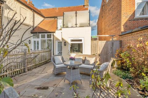 2 bedroom retirement property for sale, Thame,  Oxfordshire,  OX9