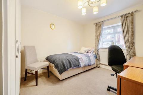 2 bedroom retirement property for sale, Thame,  Oxfordshire,  OX9