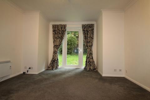 1 bedroom property to rent, Bodiam Court, Haywards Heath, RH16