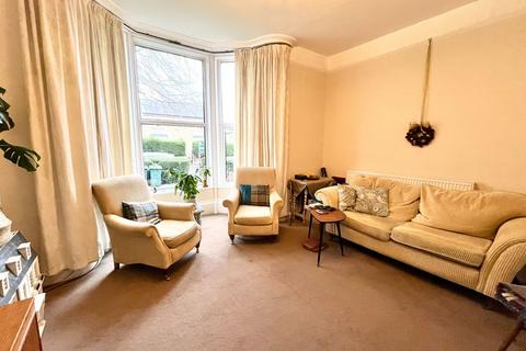 1 bedroom ground floor flat to rent, Park Road, Bingley BD16