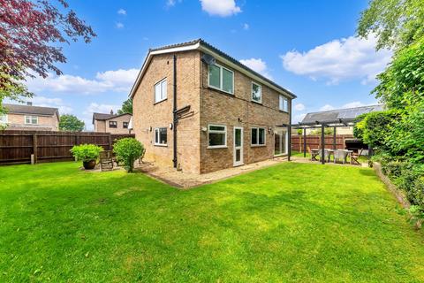 5 bedroom detached house for sale, Docwras Close, Royston SG8