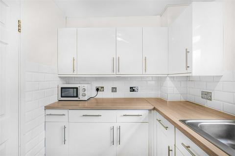 Flat 1, Eskdale Village Road, Enfield, EN1 2DG