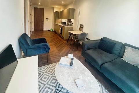 1 bedroom flat for sale, Lightbox Blue, Media City UK, Salford Quays, M50